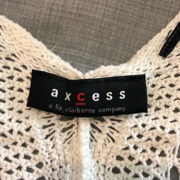 Liz Claiborne ACCESS Knit Top/Coverup S - Picture 4 of 4
